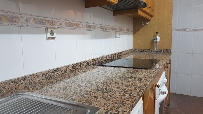 Foto d1a6a9b3-6e34-473f-9b15-91e638ff3871. Pis amb terrassa a El Toscar Elche / Elx