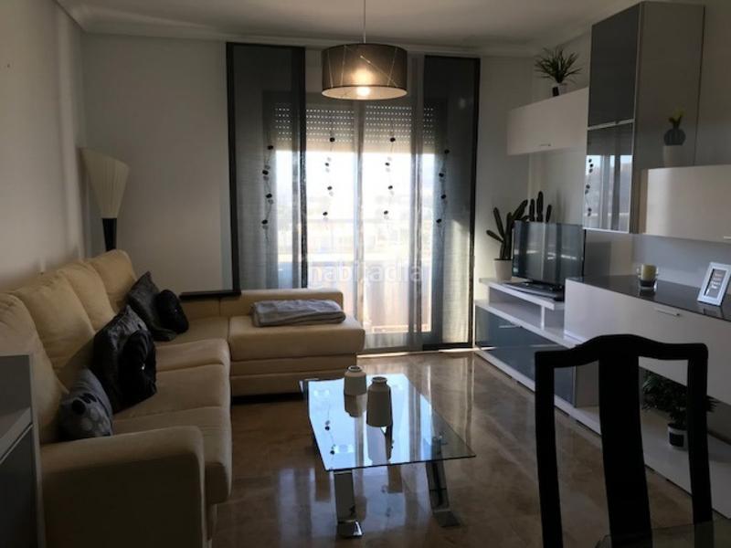 Foto 4ec12346-7f0e-483c-aad3-9989864218c3. Piso  seminuevo con piscina, garajes y terraza en Elche / Elx