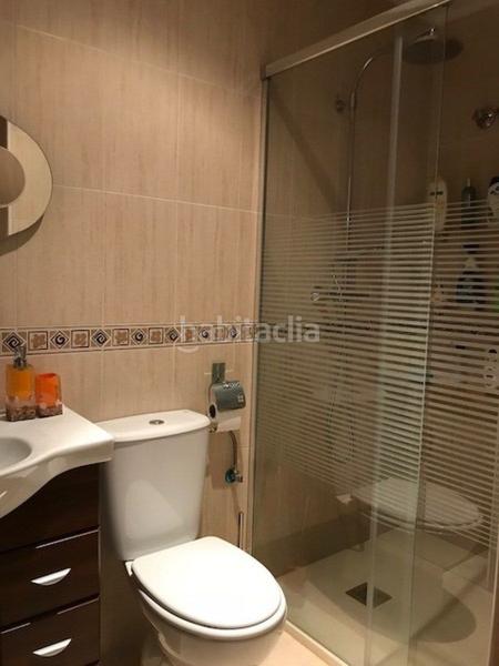 Foto 919b9836-d3e0-4532-89a7-441fd72d3410. Piso  seminuevo con piscina, garajes y terraza en Elche / Elx