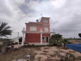 Xalet  Vereda canales. Chalet seminuevo a dos pasos de elche