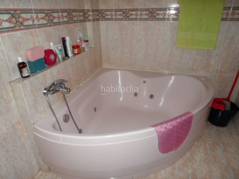 Foto 6b618793-7bd9-4612-a1fc-fd14fa9605eb. Chalet avec chauffage parking dans Ciutat Jardí - Torreta Verdí Elche / Elx