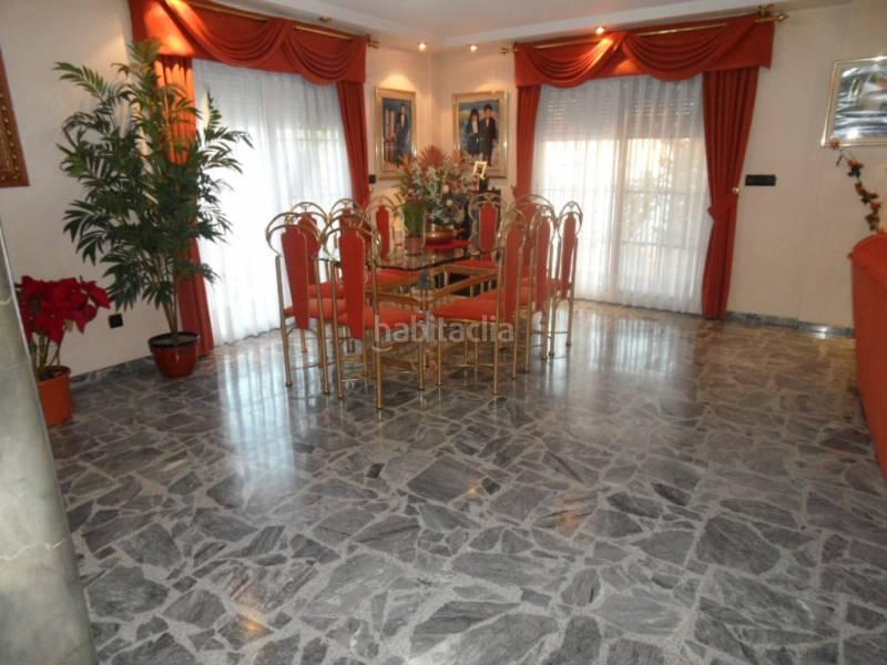 Foto a664aaf6-64fe-4bc5-8366-5d6aa9e0dac2. Chalet avec chauffage parking dans Ciutat Jardí - Torreta Verdí Elche / Elx