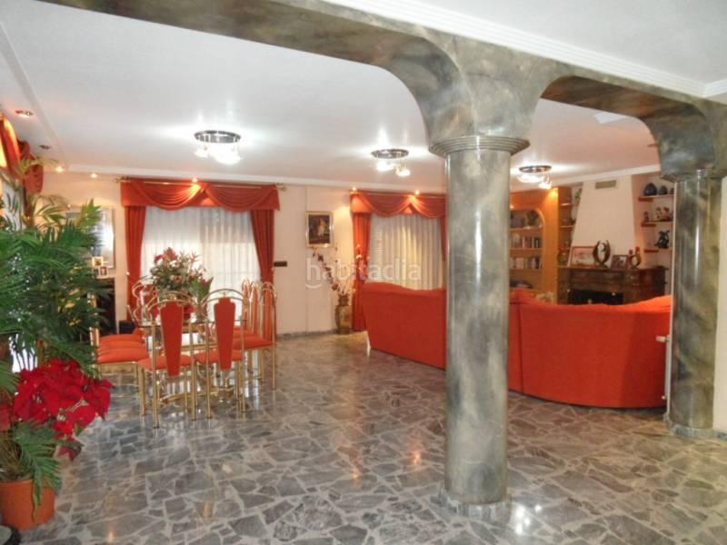 Foto f9ef48ff-1e57-46e4-9054-5c9b4c180a43. Chalet avec chauffage parking dans Ciutat Jardí - Torreta Verdí Elche / Elx