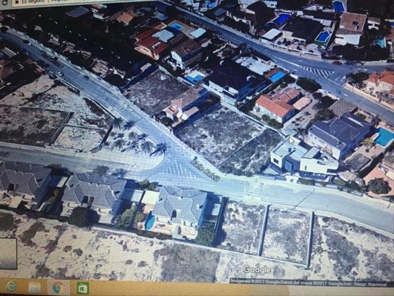 Foto cbc3223e-44b8-45bc-a4c2-ed403b6e0cfb. Terreno residencial parcela urbana en ciudad jardin en elche en Elche / Elx