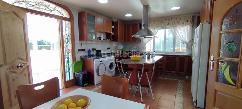 Foto 1017f7cb-7fd1-49f6-83a8-9f123643c60b. Chalet with parking pool in Perleta - Maitino Elche / Elx