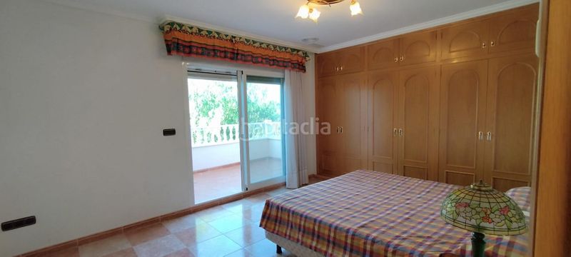 Foto 4e4b6948-2c0d-4530-b803-3ccf56894a00. Chalet with parking pool in Perleta - Maitino Elche / Elx