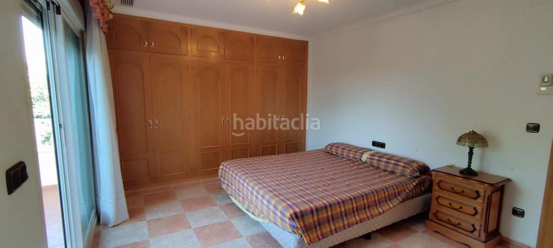 Foto 60e54acc-e91f-42c8-b23a-c489a8402c3d. Chalet with parking pool in Perleta - Maitino Elche / Elx