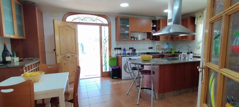 Foto 77d198c6-1dfc-4c4b-a598-249d564f9594. Chalet with parking pool in Perleta - Maitino Elche / Elx