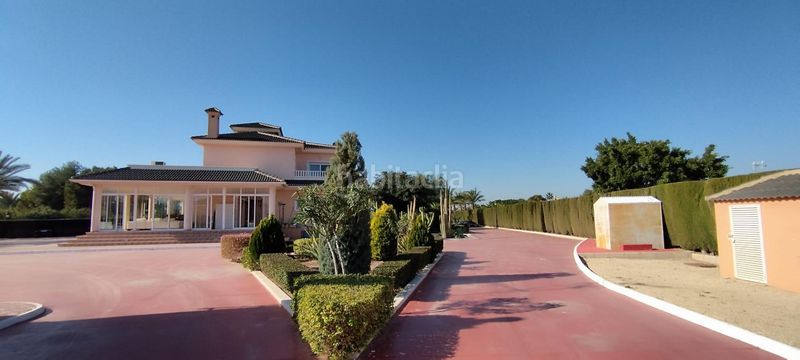 Foto 89c19be4-dc8a-4423-98b8-4f9beab6cfa7. Chalet with parking pool in Perleta - Maitino Elche / Elx