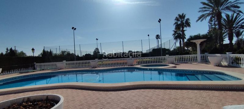 Foto b1aacf00-ee19-4ac7-b399-03e22893f1ef. Chalet with parking pool in Perleta - Maitino Elche / Elx
