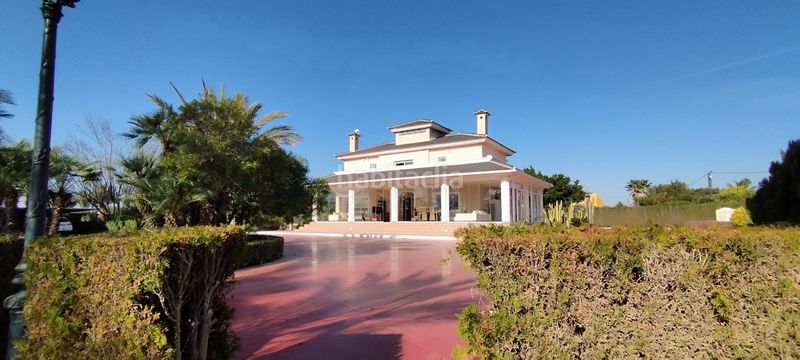 Foto e872e776-d4e8-4d4f-a193-91b853ac77d5. Chalet with parking pool in Perleta - Maitino Elche / Elx
