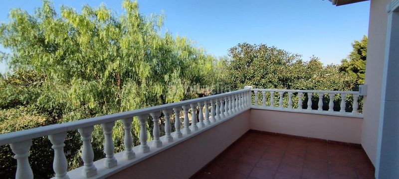 Foto e9b157d2-060b-486a-aa09-a55f016c374b. Chalet with parking pool in Perleta - Maitino Elche / Elx
