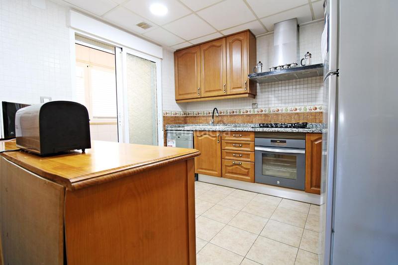 Foto c5571038-a73c-4a02-a8e8-204626a9ac1f. Casa amb calefacció aparcament a El Castillo Aspe