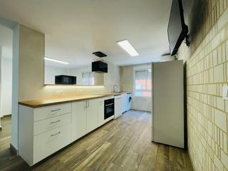 Miete Etagenwohnung  Calle bernabe campo la torre. Piso espectacular de 5 habitaciones al lado de la universidad