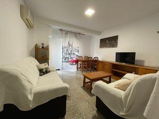 Location Appartement  Calle obispo winibal. Piso   frente a la universidad