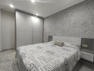 Rent Flat  Calle de clemente gonzálvez valls. Piso en altabix con ascensor