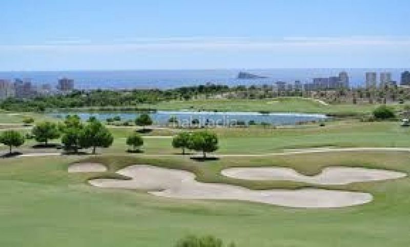 Foto 6296456c-c0c4-4f1f-b2d9-d65f48ae0c0d. Xalet amb calefacció aparcament piscina a Golf Bahía Finestrat