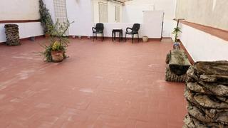 Planta baixa a Centro. Planta baja para vivir tranquilo sin lios de comunidades