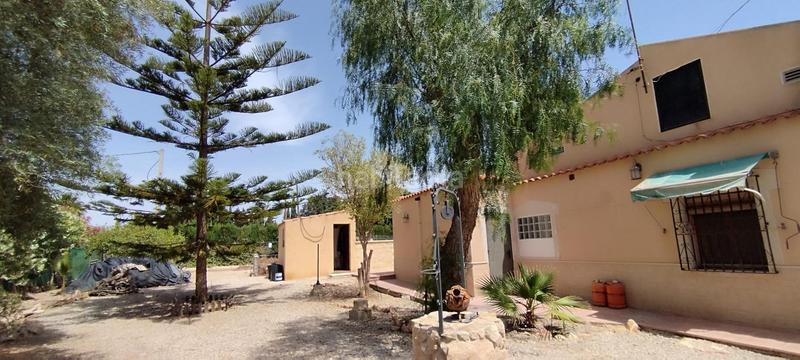 Foto 1aa265f4-235b-43bc-96d4-387f3135f9fc. Chalet super chalet con todos los detalles!!! en Torrellano Elche / Elx