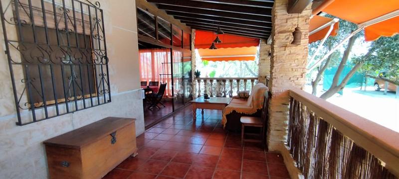 Foto a183a1ba-996d-44a0-a309-5a3559f42653. Chalet super chalet con todos los detalles!!! en Torrellano Elche / Elx