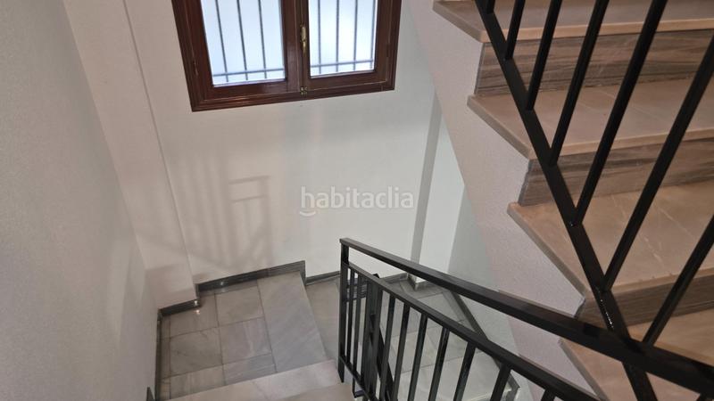 Foto 83cbb5fd-76ab-4a10-bbe1-79a6d04c14e4. Piso  con ascensor , buena fachada y patio super grande en Elche / Elx