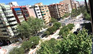 Appartement  Avenida del general marvá. A 200 metros de plaza de los luceros