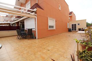 Casa  Calle alberto asencio gonzalvez. Bungalow de esquina en zona kelme