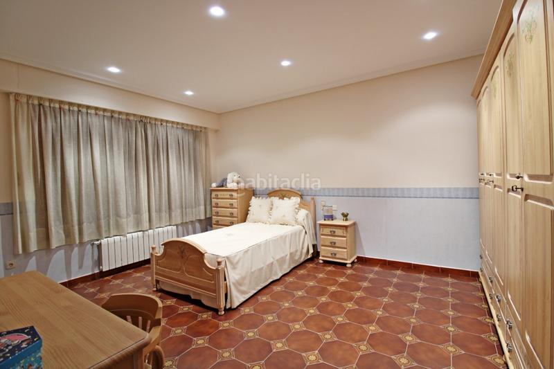 Foto 198f3cbc-3a3b-46c3-b129-f6e39899016d. Chalet avec parking dans Alzabares Elche / Elx