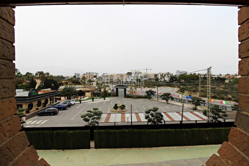 Foto 1c854e21-f219-4289-983f-7cb7ddee1700. Chalet avec parking dans Alzabares Elche / Elx