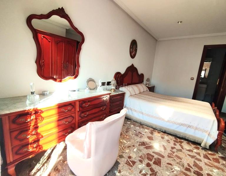 Foto ff6e50c9-315d-4d5f-8e0e-35051d9f7ede. Appartement dans Reina Victoria - Miguel Hernández Elche / Elx