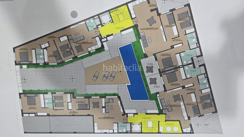 Foto db3f494b-325c-46e0-87a2-621cecfbb9a8. Pis amb aparcament piscina a Centro San Juan de Alicante