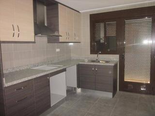 Pis  Calle antonio brotons pastor. Piso seminuevo solo 186.000  euros