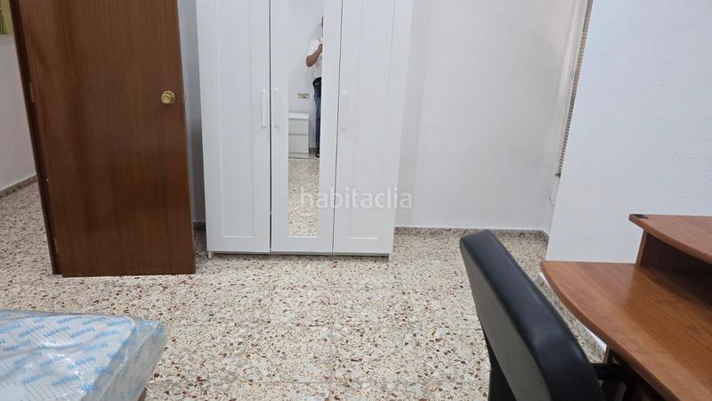 Foto decdac5f-f7ff-4054-9720-cfc4d9331850. Pis a Torrellano Elche / Elx