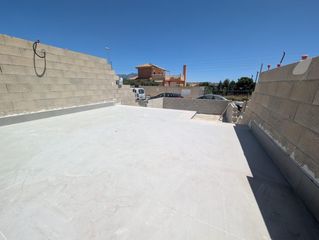 Planta baixa a Calle sofre 10. Espectaculares pisos de obra nueva en rio park, mutxamel, con vi