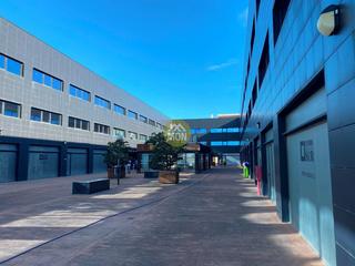 Oficina  Vereda sud. Localoficina en venta en centro de negocios