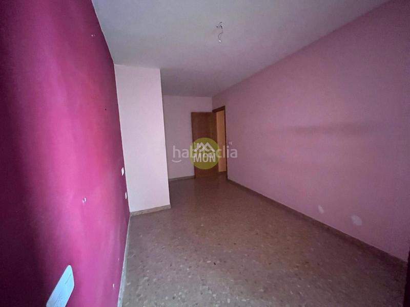 Foto 8b048542-10c8-4754-93d8-7aebceba2fdf. Dúplex excelente piso en la localidad en Onda