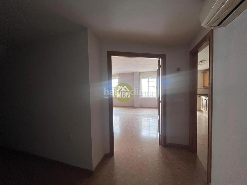Foto fc7ccfce-9cb1-46c3-94cc-e4b22294891a. Dúplex excelente piso en la localidad en Onda