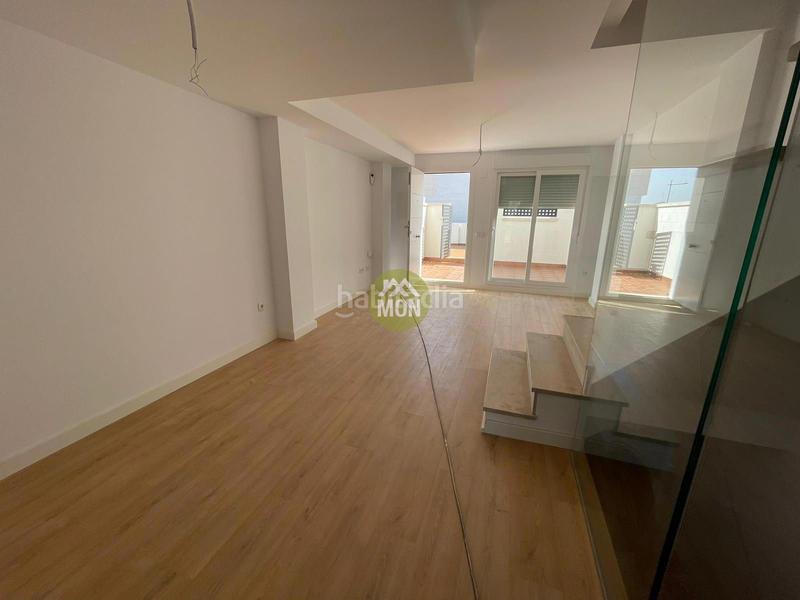 Foto 3b50e9fe-b5e9-4d1c-a93f-01f420e49259. Casa adosada unifamiliar nuevo en la playa en Playa-Ben Afeli Almazora / Almassora
