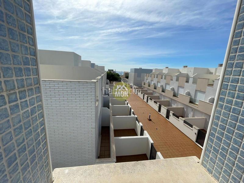 Foto d89ee915-ef26-46f6-8088-8592cca7f5a2. Casa adosada unifamiliar nuevo en la playa en Playa-Ben Afeli Almazora / Almassora
