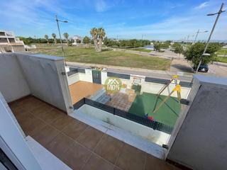 Casa adossada en Playa-Ben Afeli. Pareado nuevo en playa almassora