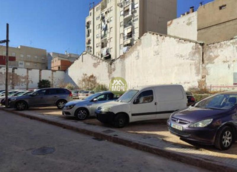 Foto 5240b831-4f77-4cc2-91ab-52d6ea358960. Terreno residencial solar esquinero el en Sants Patrons Alzira