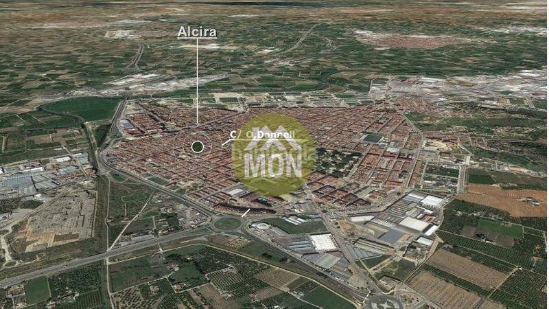 Foto cb495a6e-04d5-471b-9405-ebced9d8664c. Terreno residencial solar esquinero el en Sants Patrons Alzira