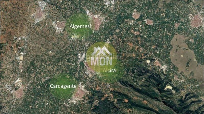 Foto d56f5145-06ef-4a5e-a81d-4fa0852769db. Terreno residencial solar esquinero el en Sants Patrons Alzira