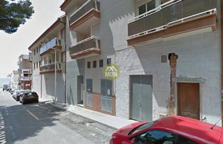 Geschäftsraum in Alcossebre. Local esquinero junto al paseo