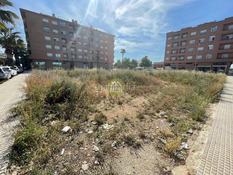 Foto 4a47ebbb-14be-4866-a6e3-e90401a3d8fb. Terreny residencial a Carlet