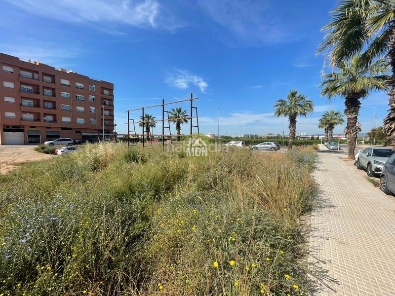 Foto b89b3238-34da-4443-8165-579970c57f72. Terreny residencial a Carlet