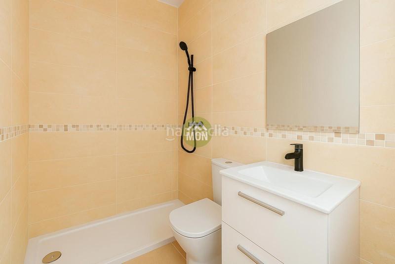 Foto 472e9c2a-491e-4251-8a37-4497456584e3. Maison jumelée avec chauffage parking dans Onda