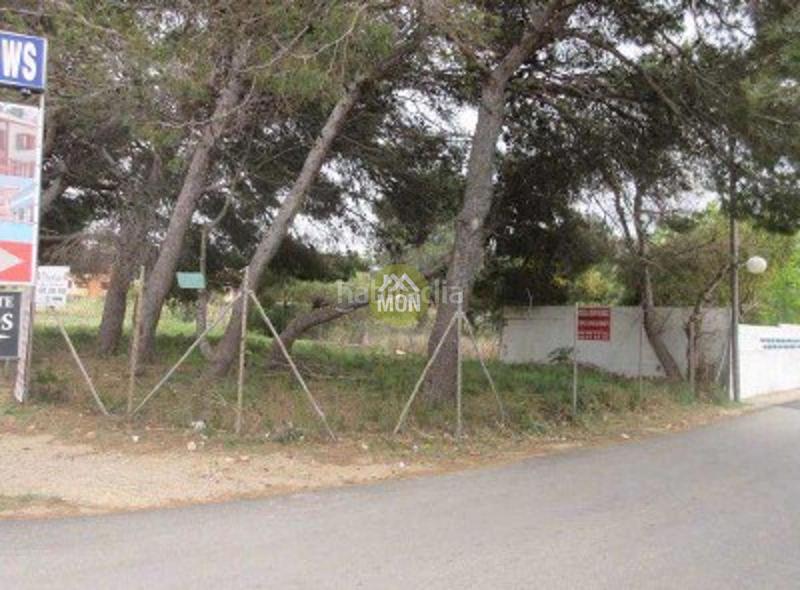 Foto 0b1f23f0-0db7-42ec-9c8a-d22fdb141ea6. Terreno residencial suelo urbano junto al mar en Les Bassetes - El Marjal Dénia