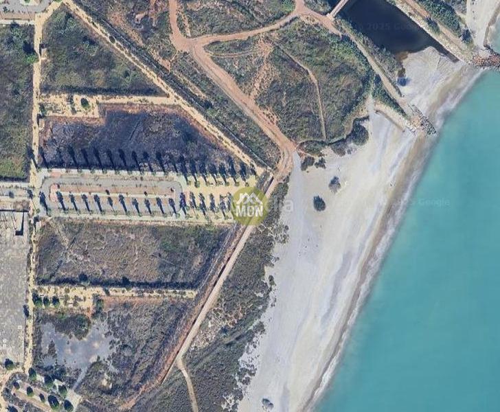 Foto 8987351a-8de1-4b88-97b2-c0cea6d29f35. Terreno residencial gran terreno en la playa en La Torre-Playa de Chilches Moncofa