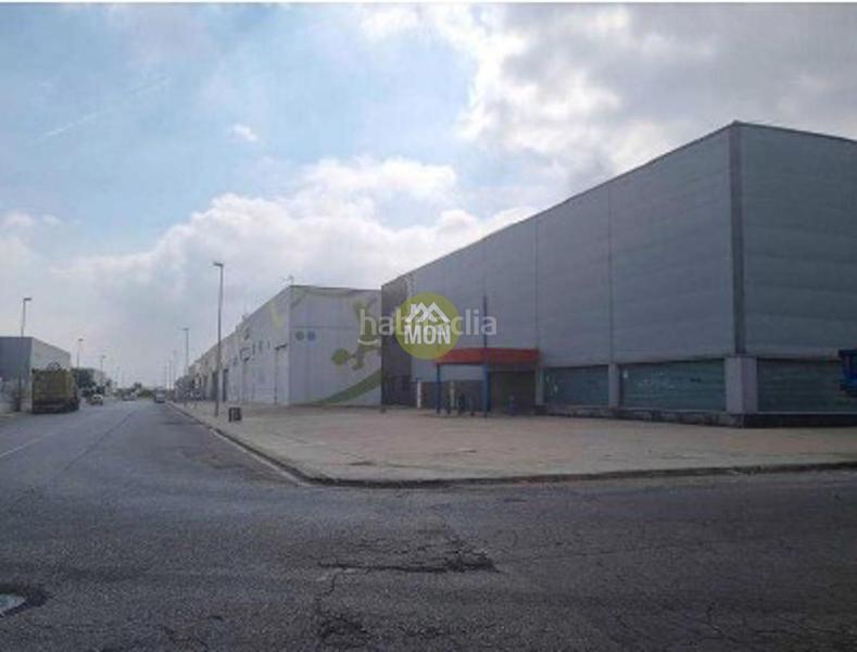 Foto f17e0726-f731-43d9-8e1d-4604b522839d. Nave industrial  en venta, últimas unidades en Almazora / Almassora